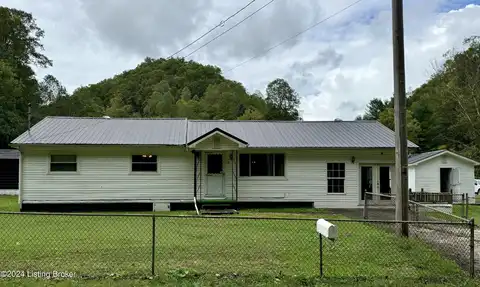 778 Upper Blackberry Rd, Ransom, KY 41558