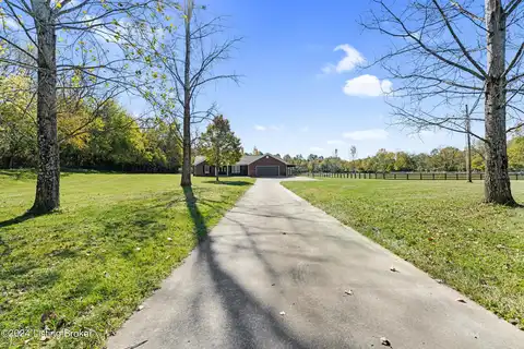 4117 Hardesty Ridge Rd, Taylorsville, KY 40071