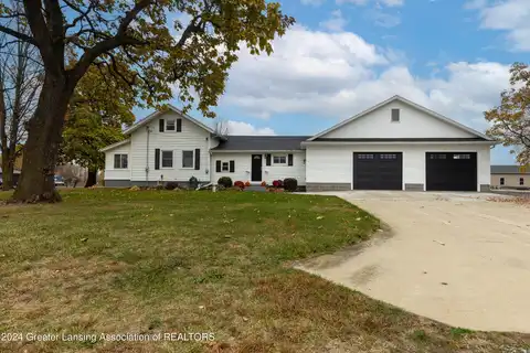 1831 S Krepps Road, Saint Johns, MI 48879