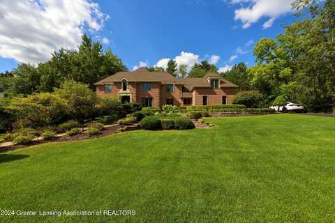 2454 Pine Hollow Drive, East Lansing, MI 48823