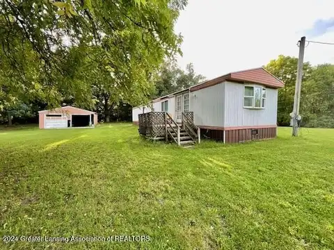 7821 Decker Road, Orleans, MI 48865