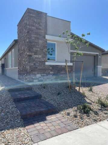 9686 Pacific Pine Street, Las Vegas, NV 89143