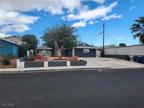 208 Falcon Lane, Las Vegas, NV 89107