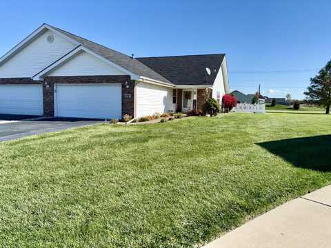 6745 Falcon Drive, Schererville, IN 46375