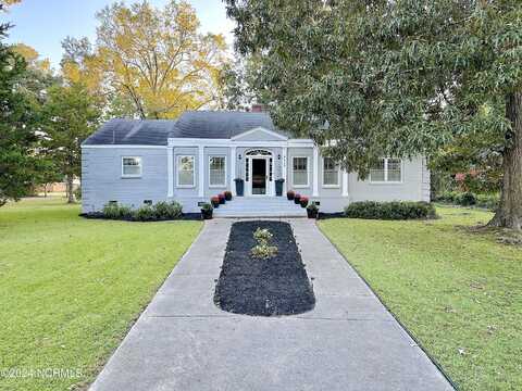 3348 N Pitt Street, Farmville, NC 27828