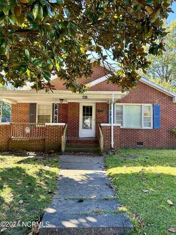 647 E Washington Avenue, Kinston, NC 28501