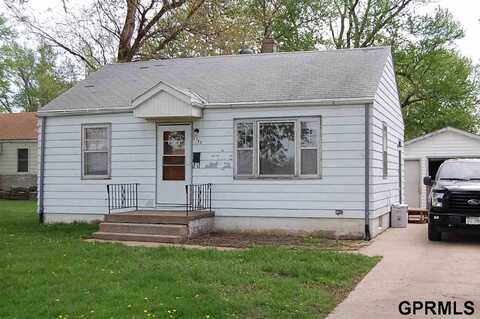 2703 Clay Street, Bellevue, NE 68005