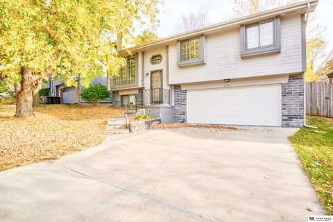 8051 Bauman Avenue, Omaha, NE 68122