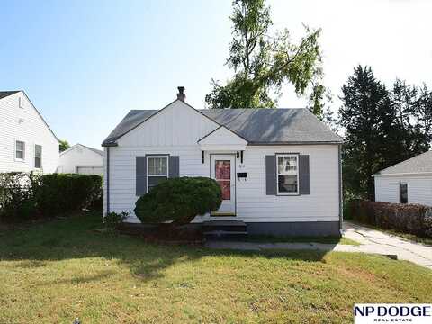 1319 S 52nd Avenue, Omaha, NE 68106