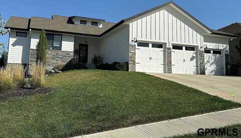 9601 S 173Rd Avenue, Omaha, NE 68136