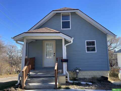 3759 N 39 Street, Omaha, NE 68111