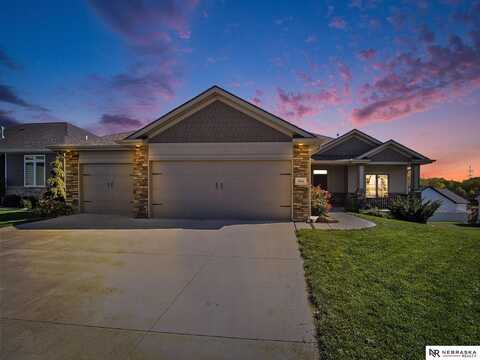 356 S 89 Street, Lincoln, NE 68520