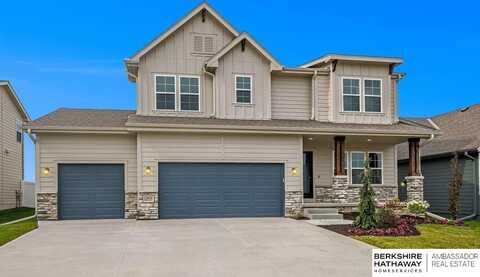 18458 Palisades Drive, Omaha, NE 68136