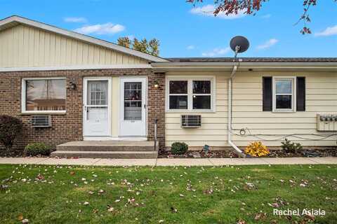 716 Andover Street SE, Kentwood, MI 49548