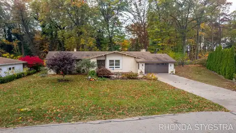 638 Oak Valley Drive, Holland, MI 49424