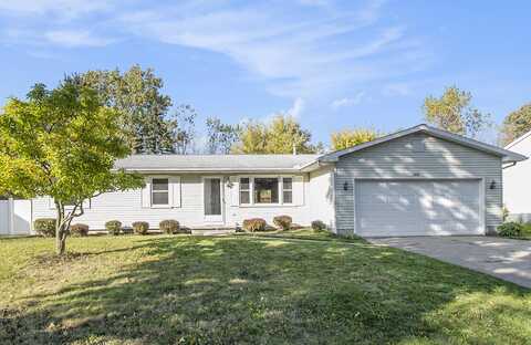 3227 Stonewood Drive, Lansing, MI 48912