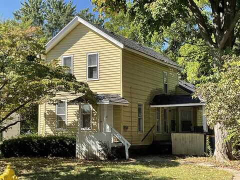 331 Pine Avenue NW, Grand Rapids, MI 49504