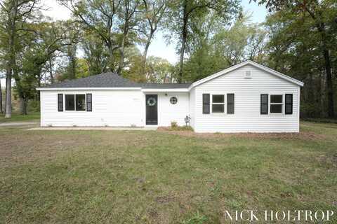 12217 Sleeper Street, Grand Haven, MI 49417