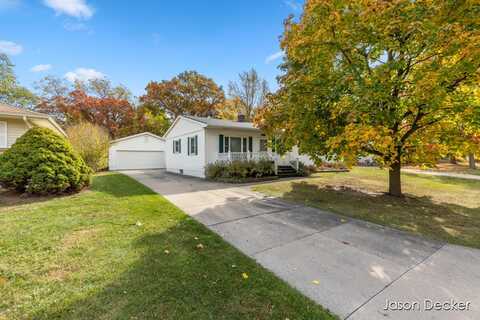 3862 Williamson Avenue NE, Grand Rapids, MI 49525