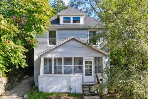 516 Harlan Avenue NE, Grand Rapids, MI 49503