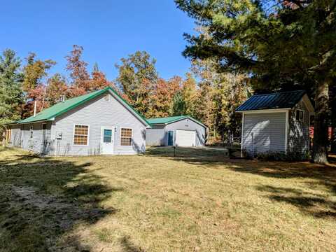 3799 Maple Drive, Wellston, MI 49689