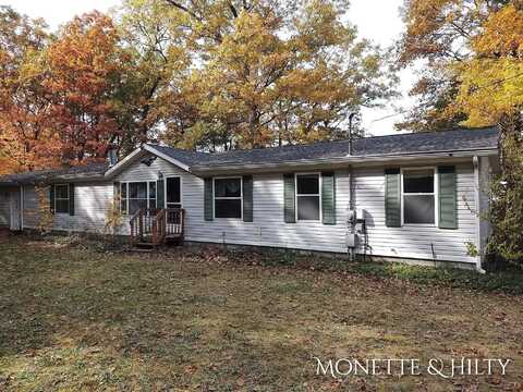 171 E Madison Road, Twin Lake, MI 49457