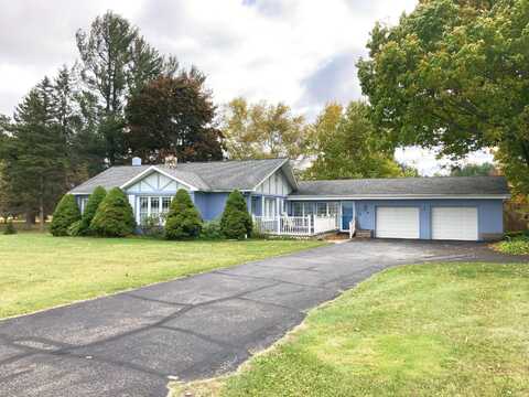 700 Hc Edmore Road, Edmore, MI 48829