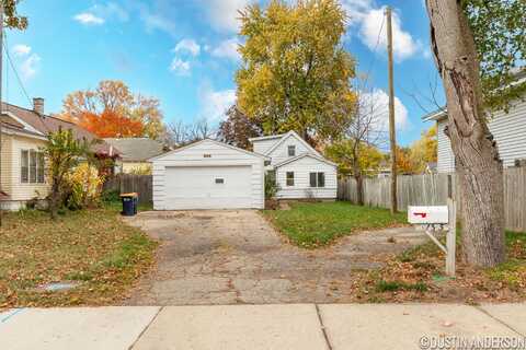 133 Montrose Street NE, Grand Rapids, MI 49505