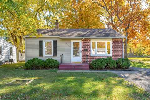 2532 Parchmount Avenue, Kalamazoo, MI 49004