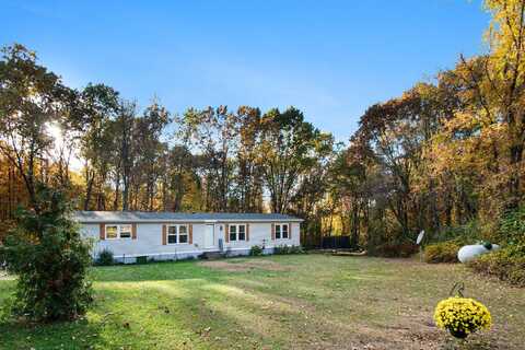 8955 Glenn Road, Grass Lake, MI 49240