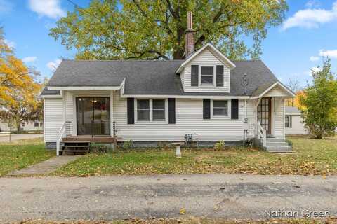 123 Reynolds Street, Fennville, MI 49408