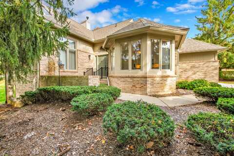 38222 French Pond, Farmington Hills, MI 48331