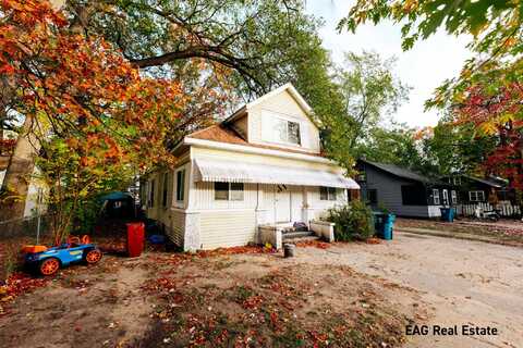 2912 9th Street, Muskegon, MI 49444