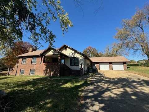 332 Maple Street, Cabool, MO 65689