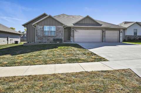 5020 W Cozy Court, Springfield, MO 65802