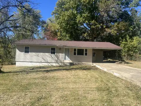 609 Summit Street, Ava, MO 65608