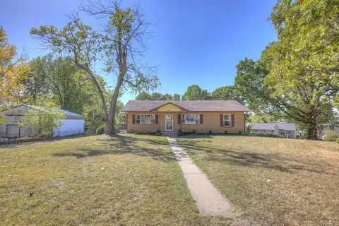 1343 Glenstone Drive, Neosho, MO 64850