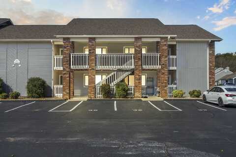 123 River Point Road, Hollister, MO 65672