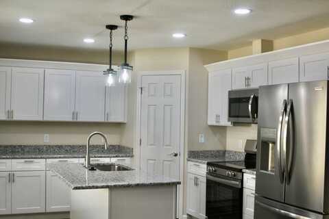 136 Mound Street, Forsyth, MO 65653