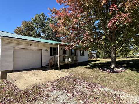 629 S Eagle Street, Norwood, MO 65717