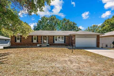 2768 W Village Terrace, Springfield, MO 65810