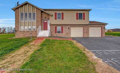 880 Dickinson Road, Dalton, PA 18414