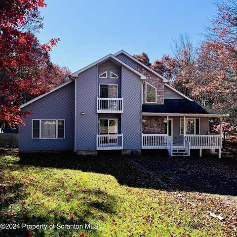 1272 Glade Drive, Long Pond, PA 18334