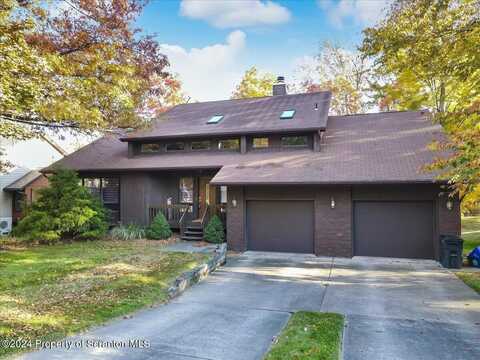 610 Carnation Drive, Clarks Summit, PA 18411