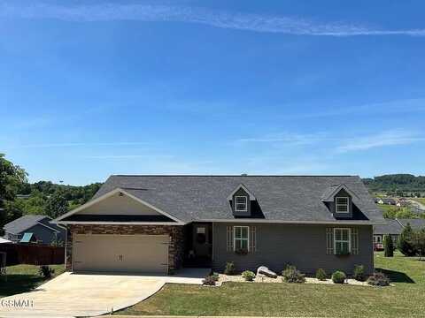 161 Clear Creek Road, Kodak, TN 37764