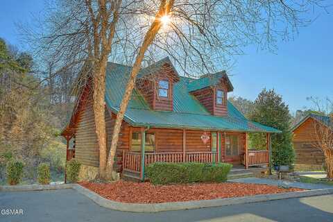 1614 Little Cabin Loop, Sevierville, TN 37862