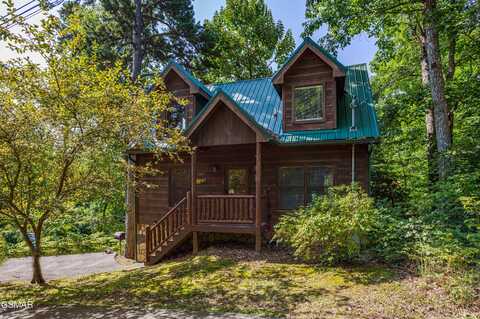 1517 Ginnys Trail, Sevierville, TN 37876