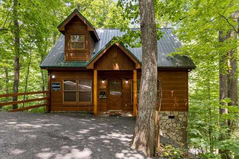 2457 N Schoolhouse Gap Road, Sevierville, TN 37876