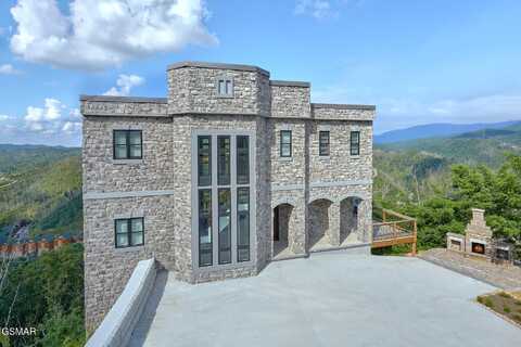 919 E End Court, Gatlinburg, TN 37738