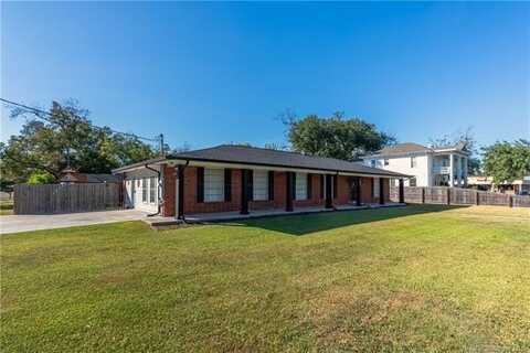 209 S Crocker Street, Sulphur, LA 70663